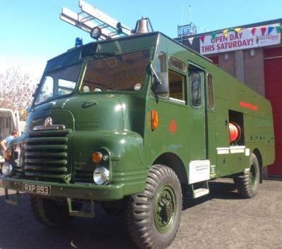 A number of decommissioned old Bedford fire engines, Green Goddesses, were donated to Sierra Leone.